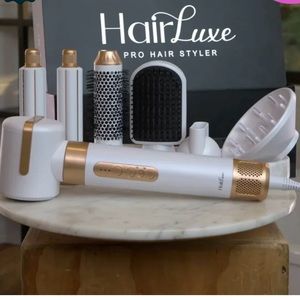 HairLuxe Ultra Styler hairdryer